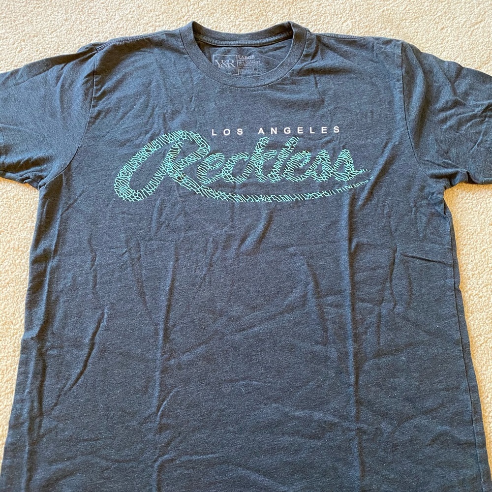 YOUNG & RECKLESS T-SHIRT